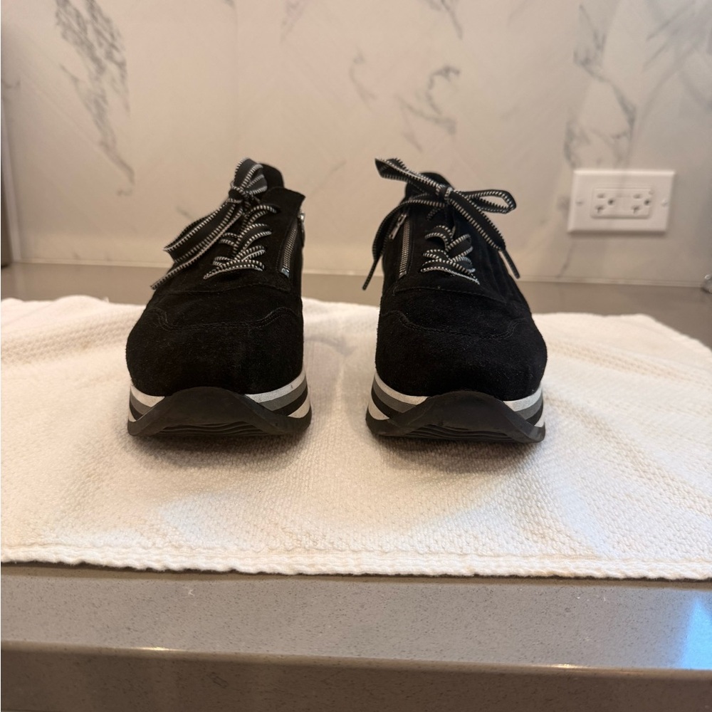 Softwaves Stella Black tie-up w/zipper black Sneakers